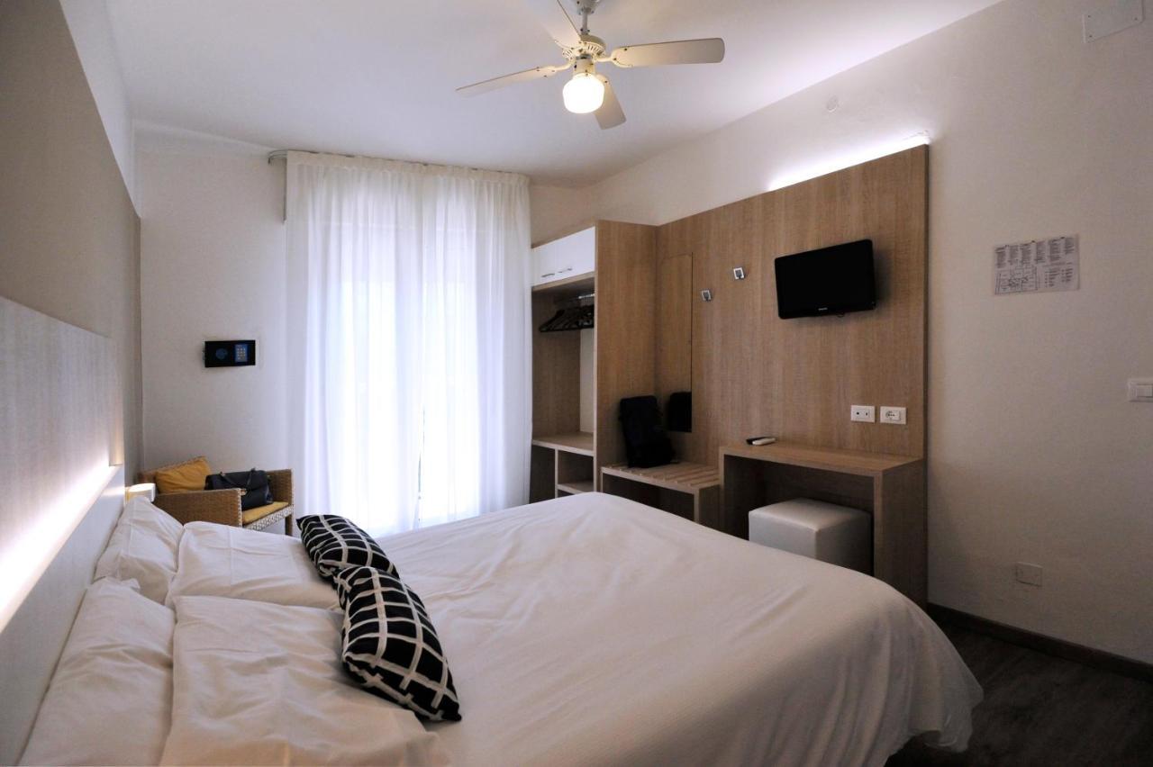 Hotel Etna Caorle Kültér fotó